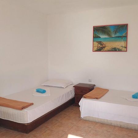 Krimski bungalows Byala  Bagian luar foto